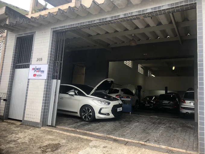 Fachada France Motors
